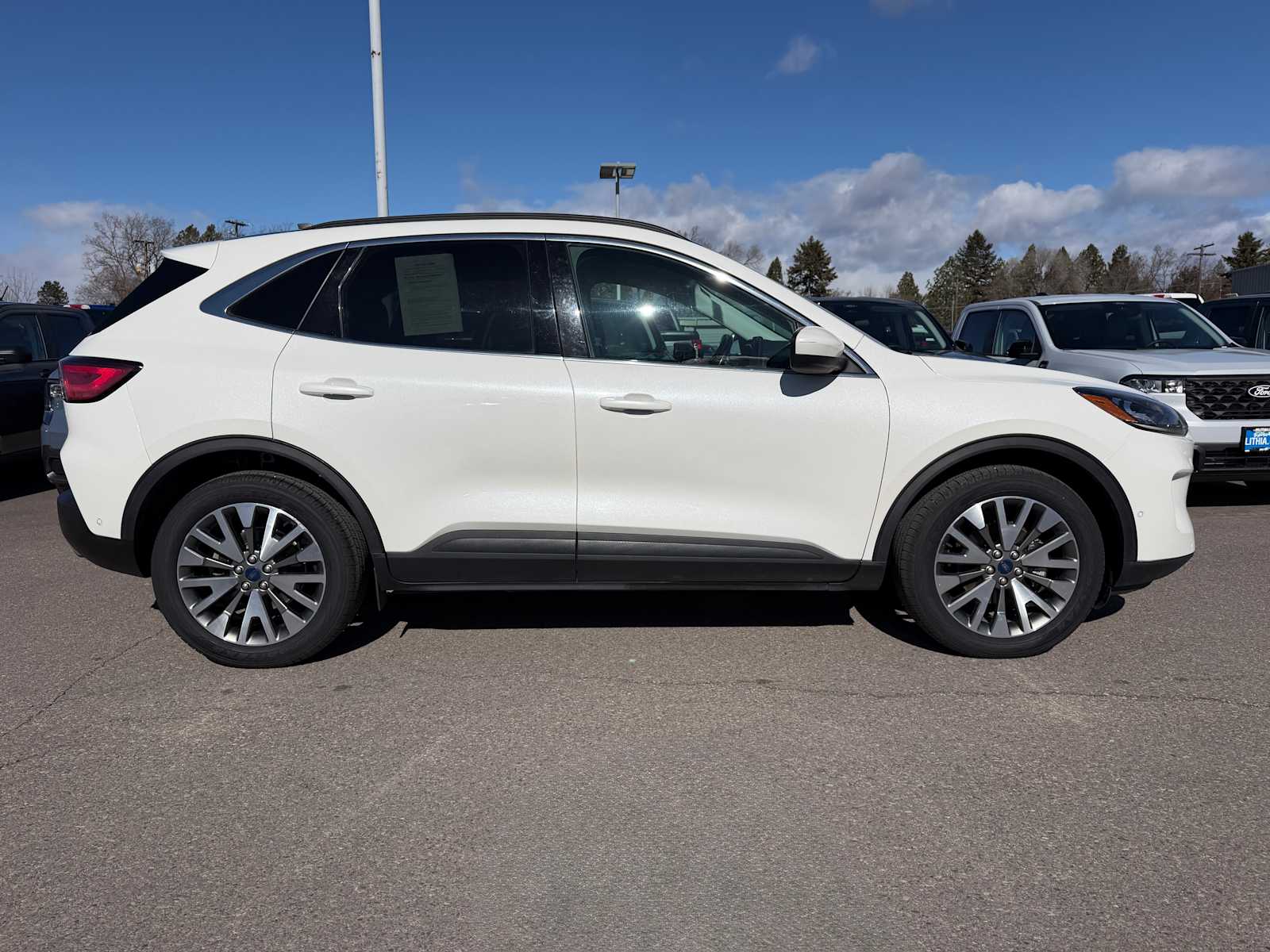 Thumbnail: 2021 Ford Escape - 6