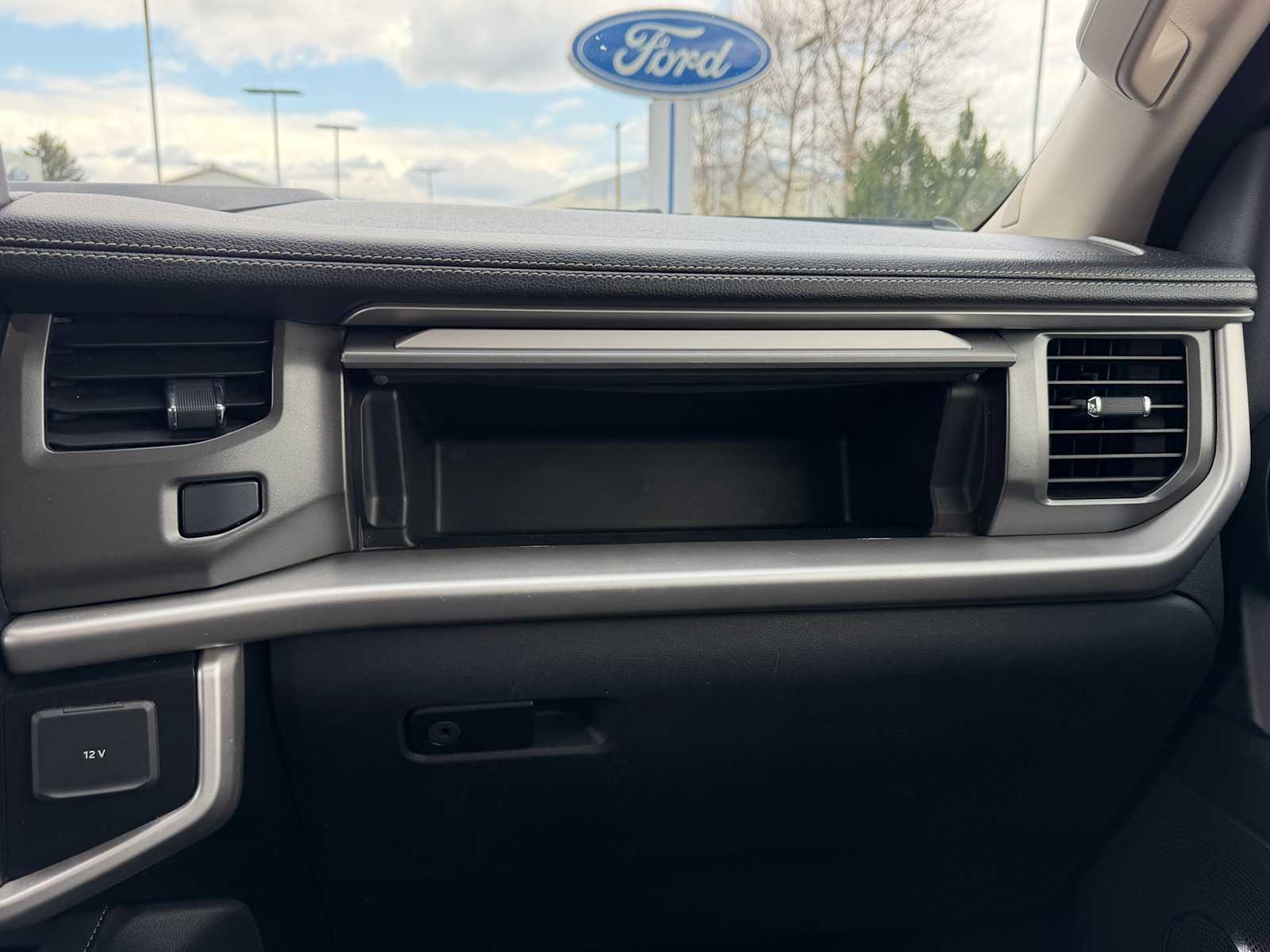 Thumbnail: 2024 Ford Expedition - 24