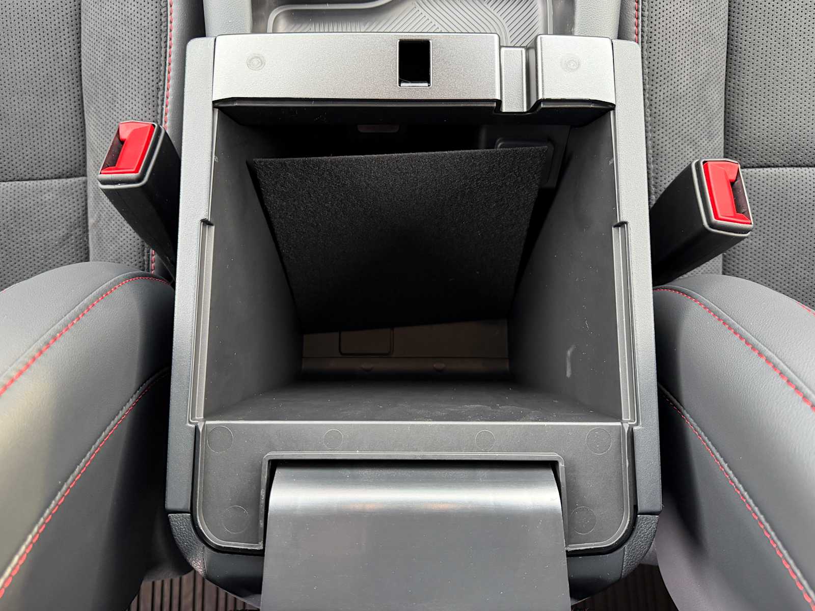 Thumbnail: 2026 Ford Explorer - 24