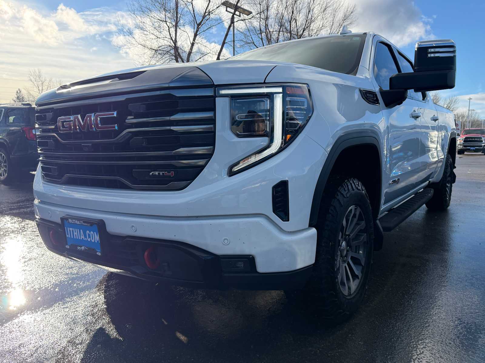 2023 GMC Sierra 1500 AT4's photo
