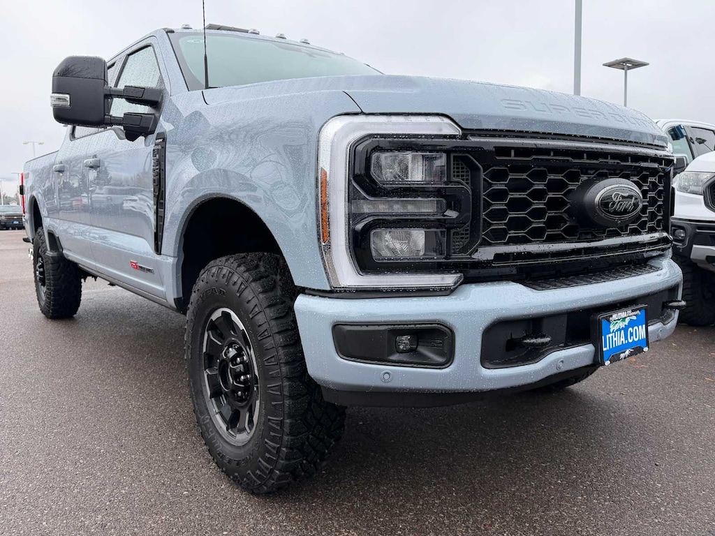 New 2026 Ford F-350 Lariat Truck Crew Cab