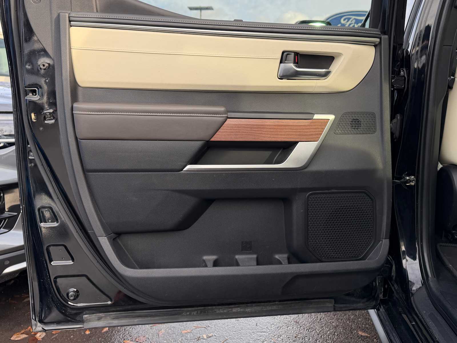 Thumbnail: 2022 Toyota Tundra - 24