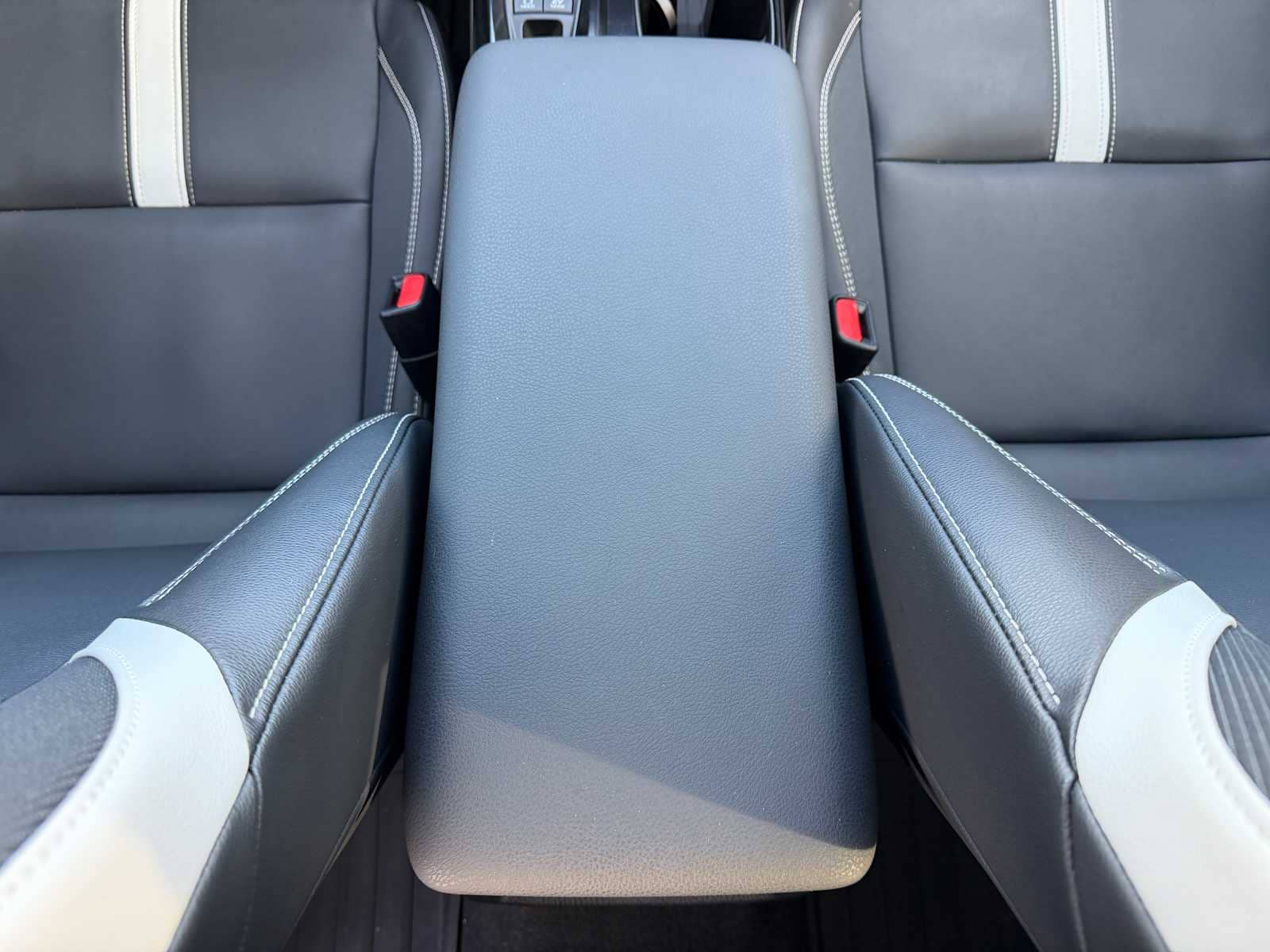 Thumbnail: 2025 Toyota Camry - 19