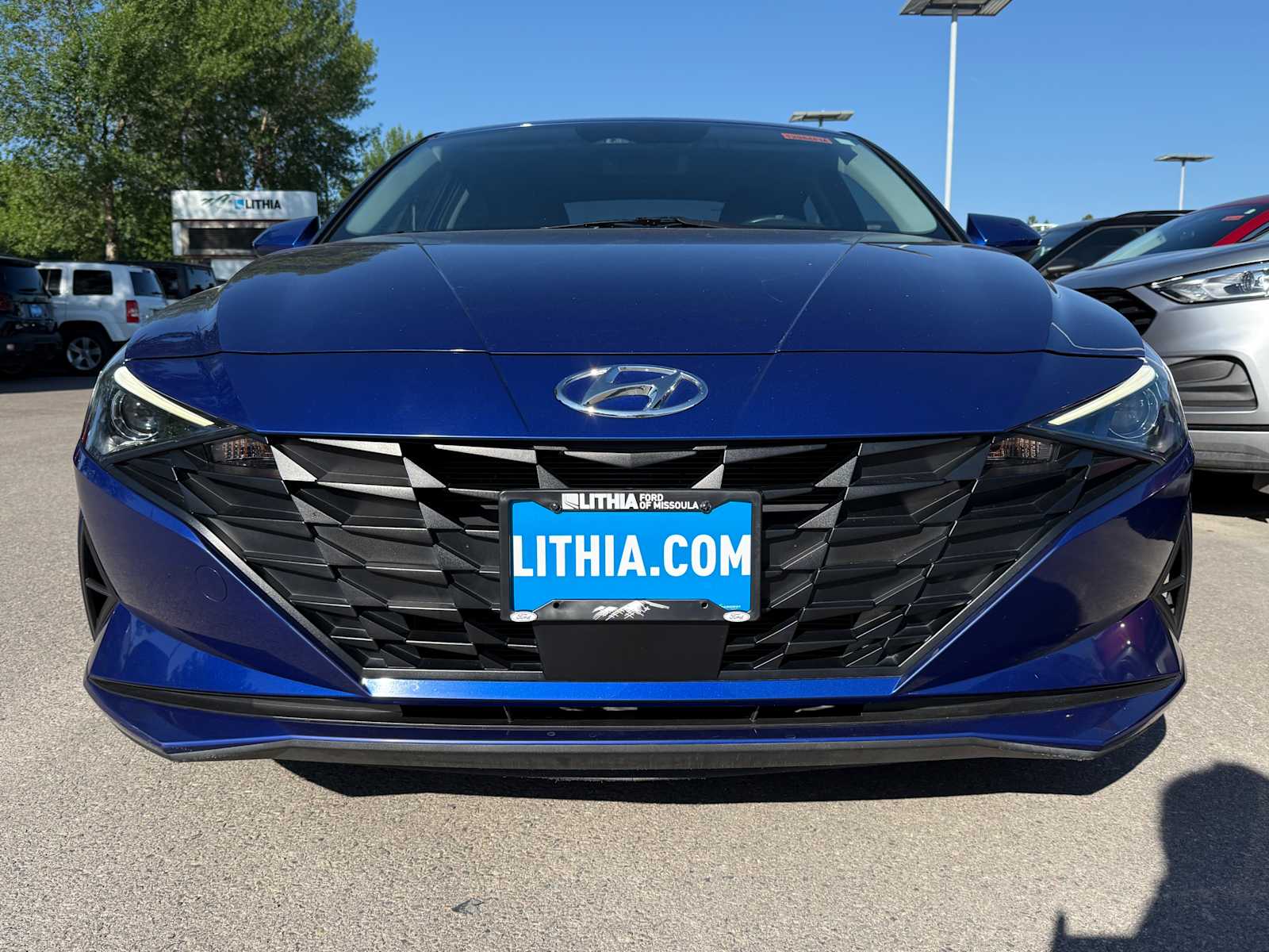 Thumbnail: 2022 Hyundai Elantra - 2