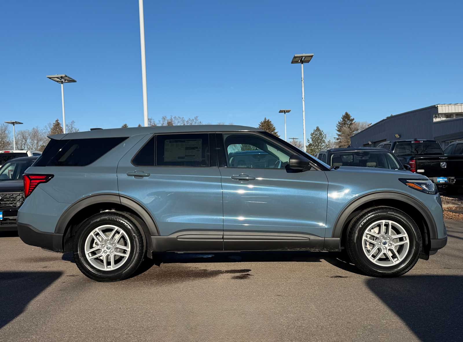 Thumbnail: 2026 Ford Explorer - 5