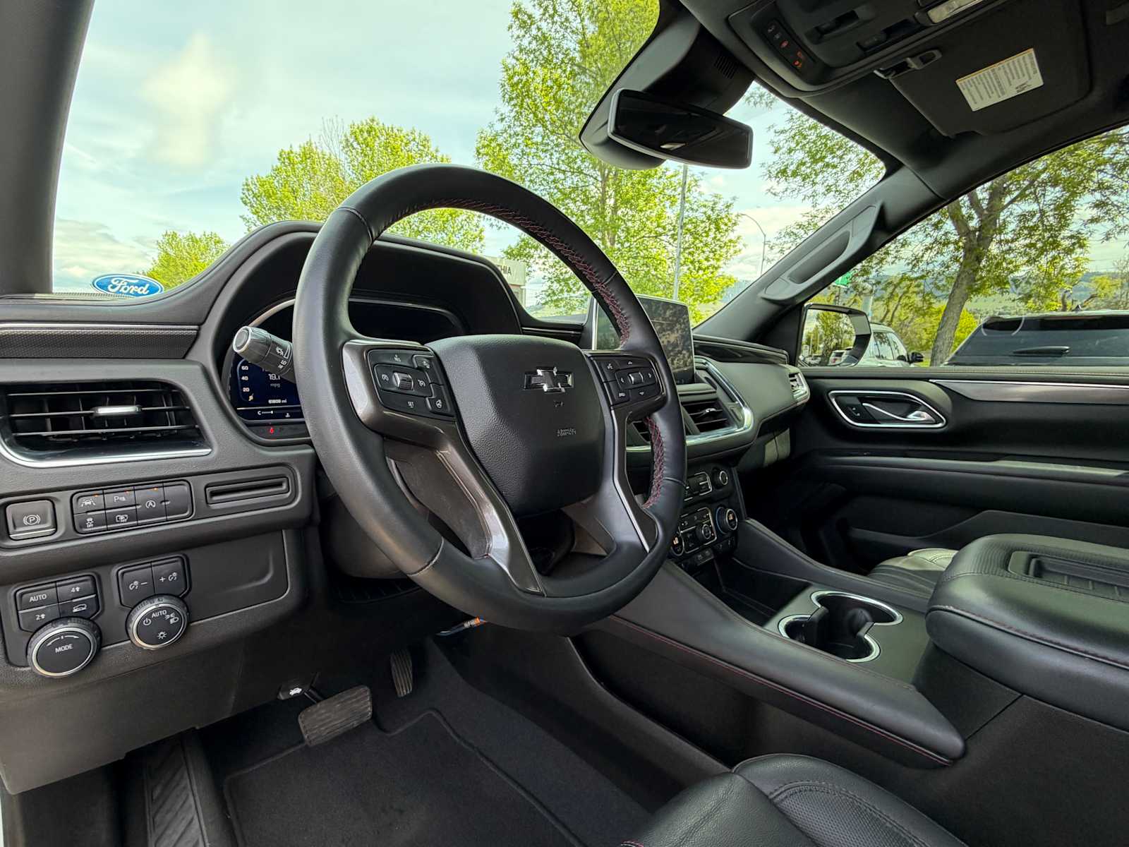 Thumbnail: 2023 Chevrolet Tahoe - 14