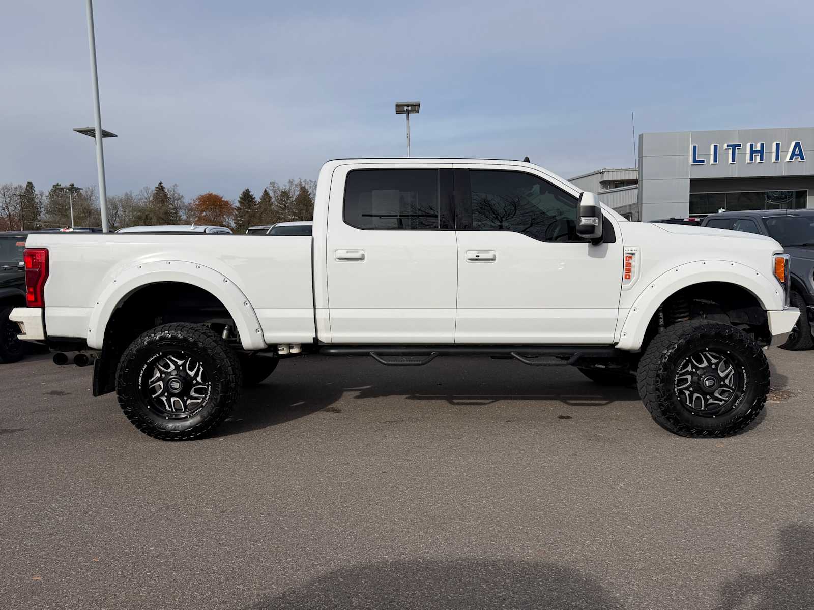 Thumbnail: 2019 Ford Econoline - 6