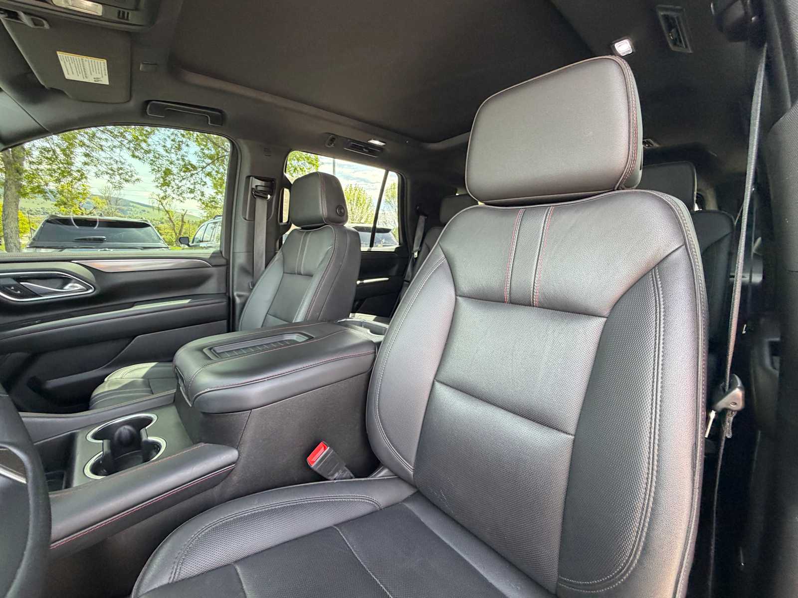 Thumbnail: 2023 Chevrolet Tahoe - 13