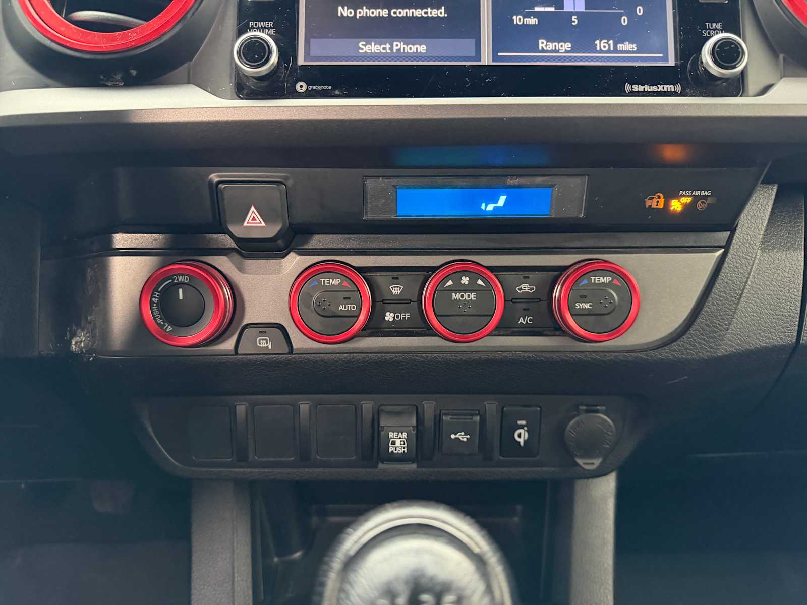 Thumbnail: 2021 Toyota Tacoma - 15