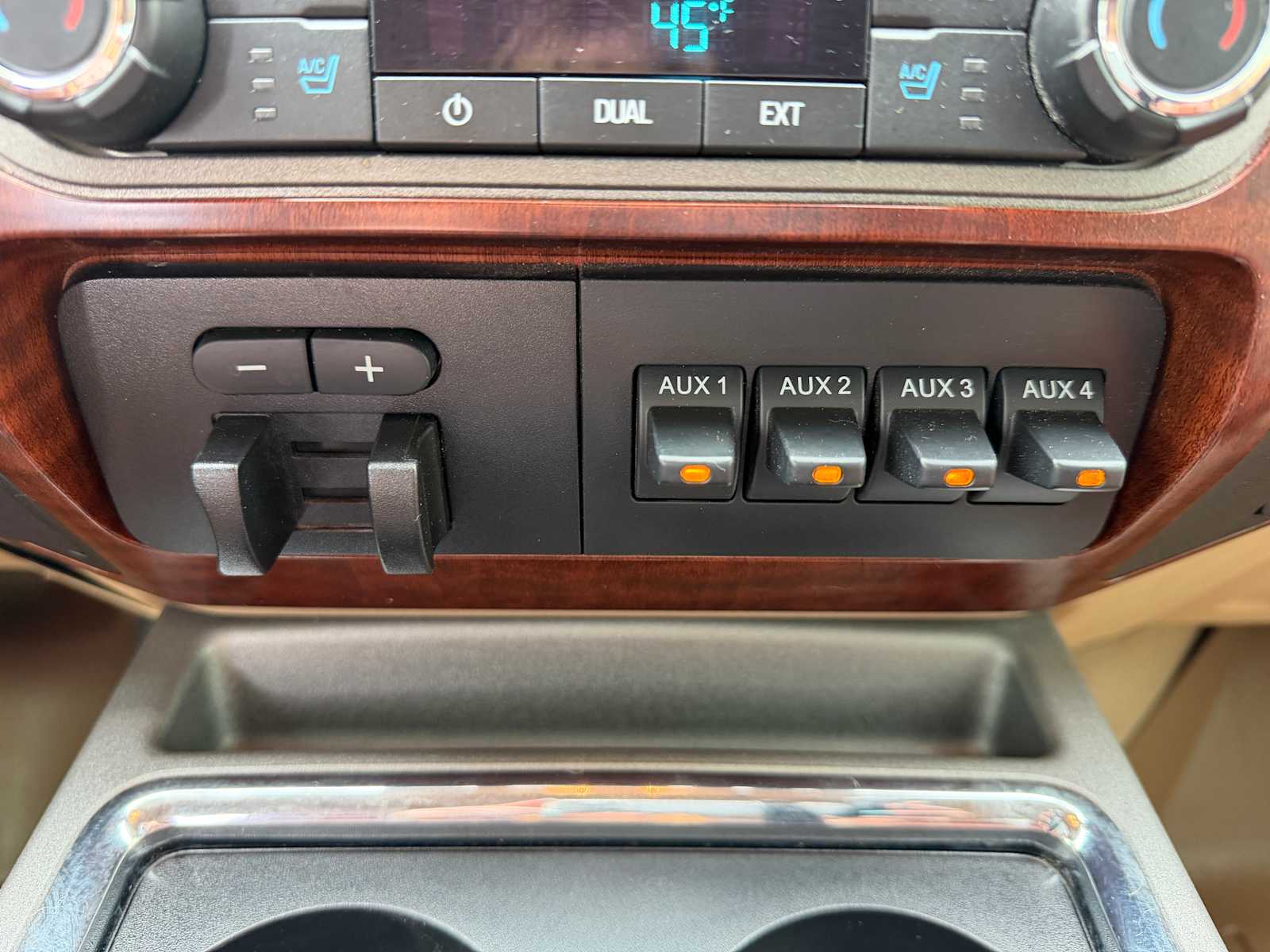 Thumbnail: 2012 Ford Econoline - 19