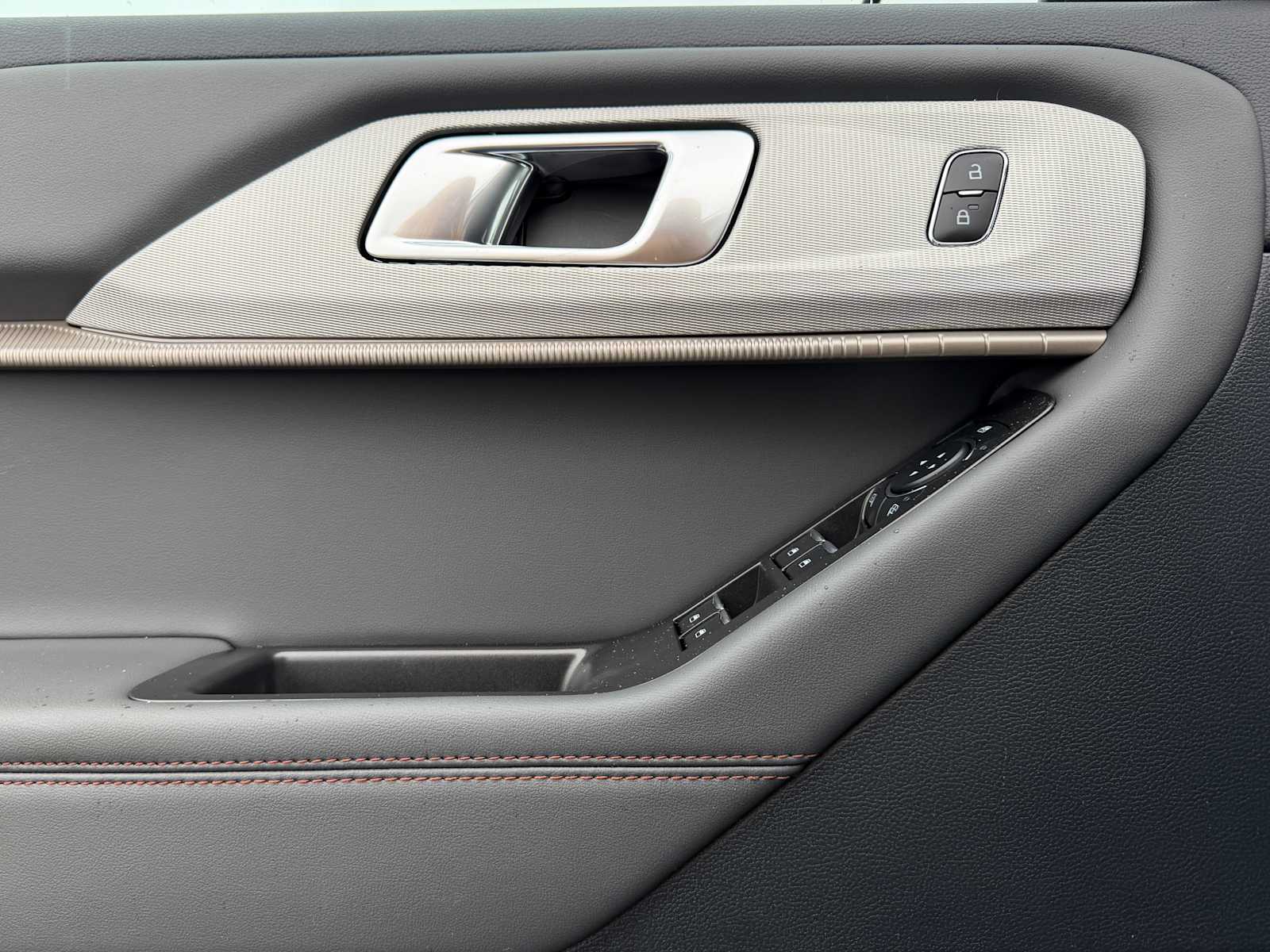 Thumbnail: 2026 Ford Explorer - 12