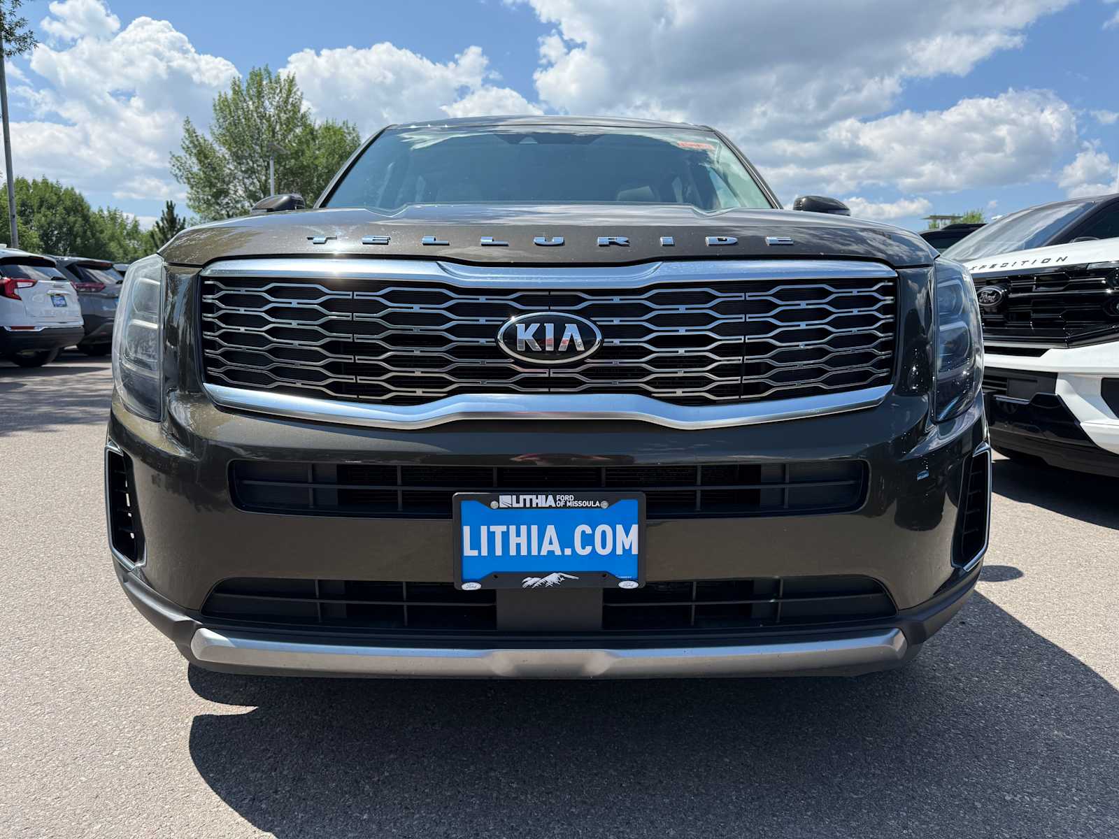 2021 Kia Telluride EX photo 2
