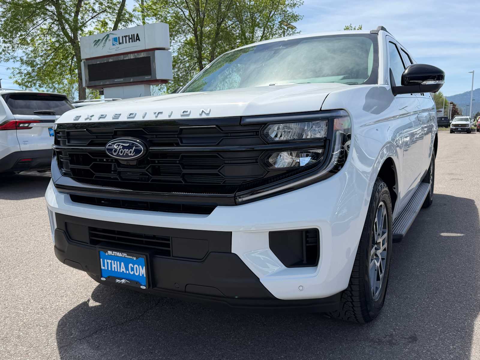 2026 Ford Expedition Active MAX 4x4's photo