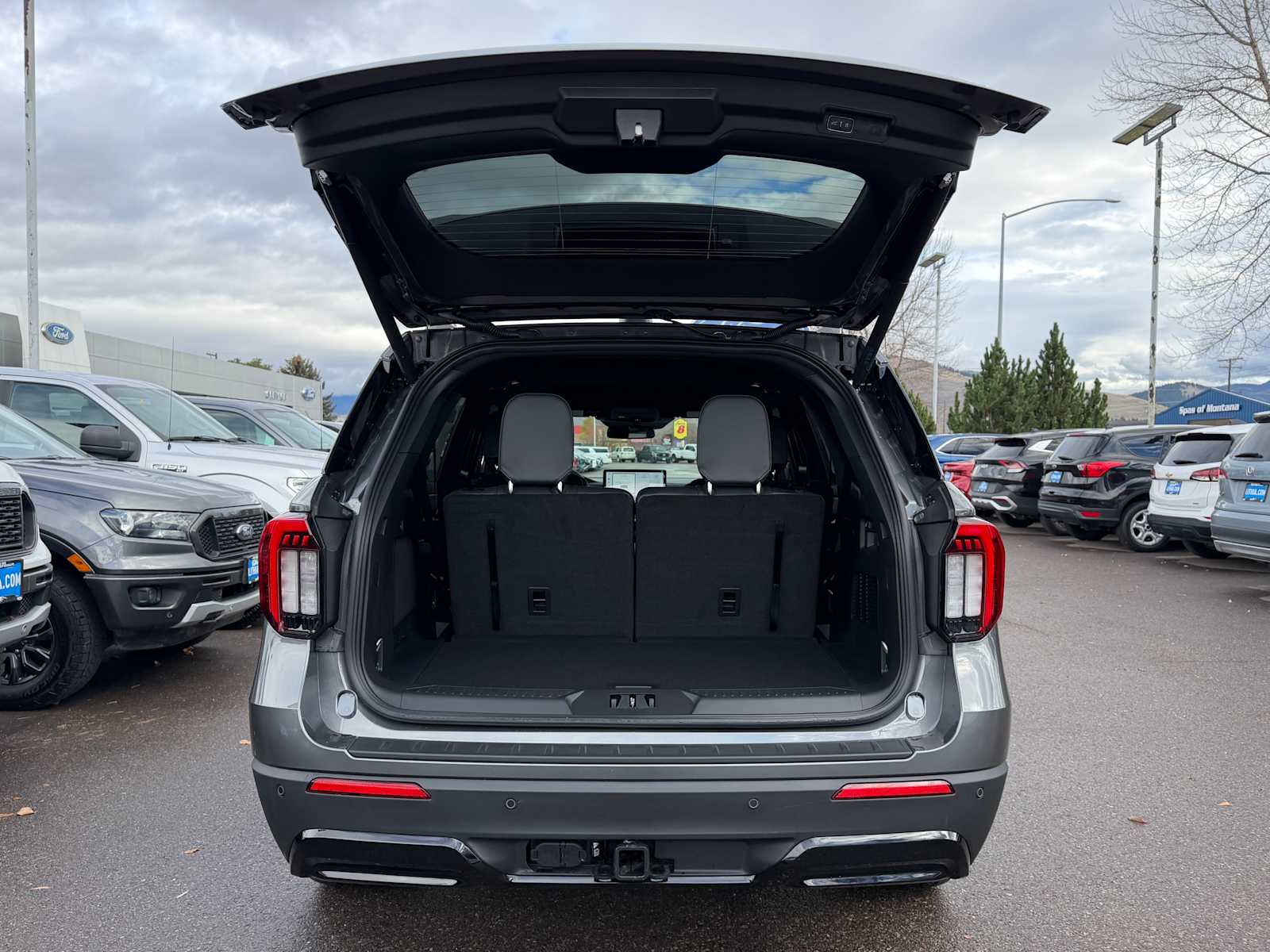 Thumbnail: 2026 Ford Explorer - 9