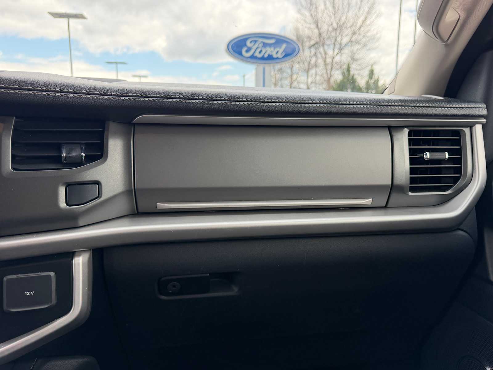 Thumbnail: 2024 Ford Expedition - 23