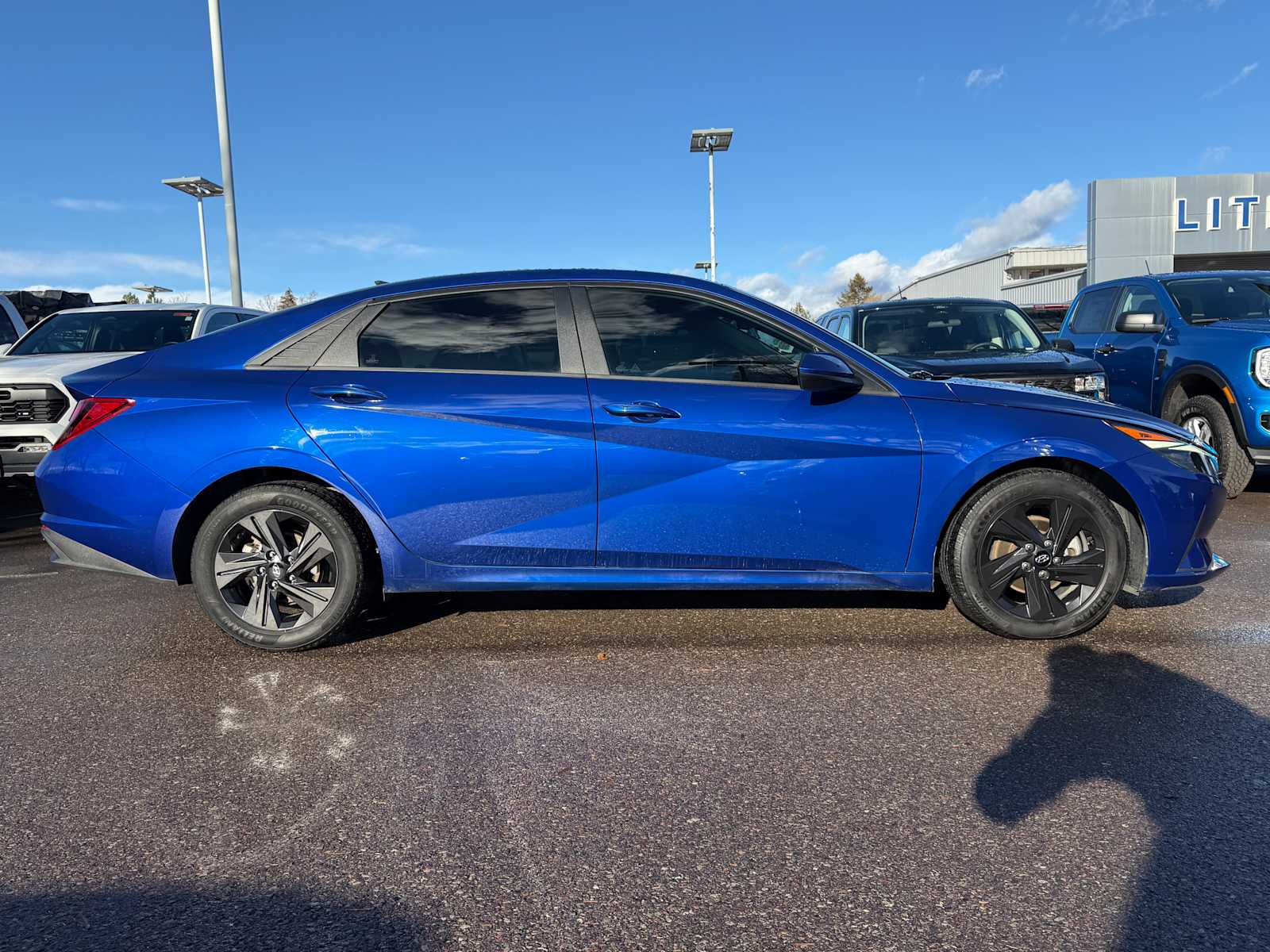 Thumbnail: 2021 Hyundai Elantra - 6