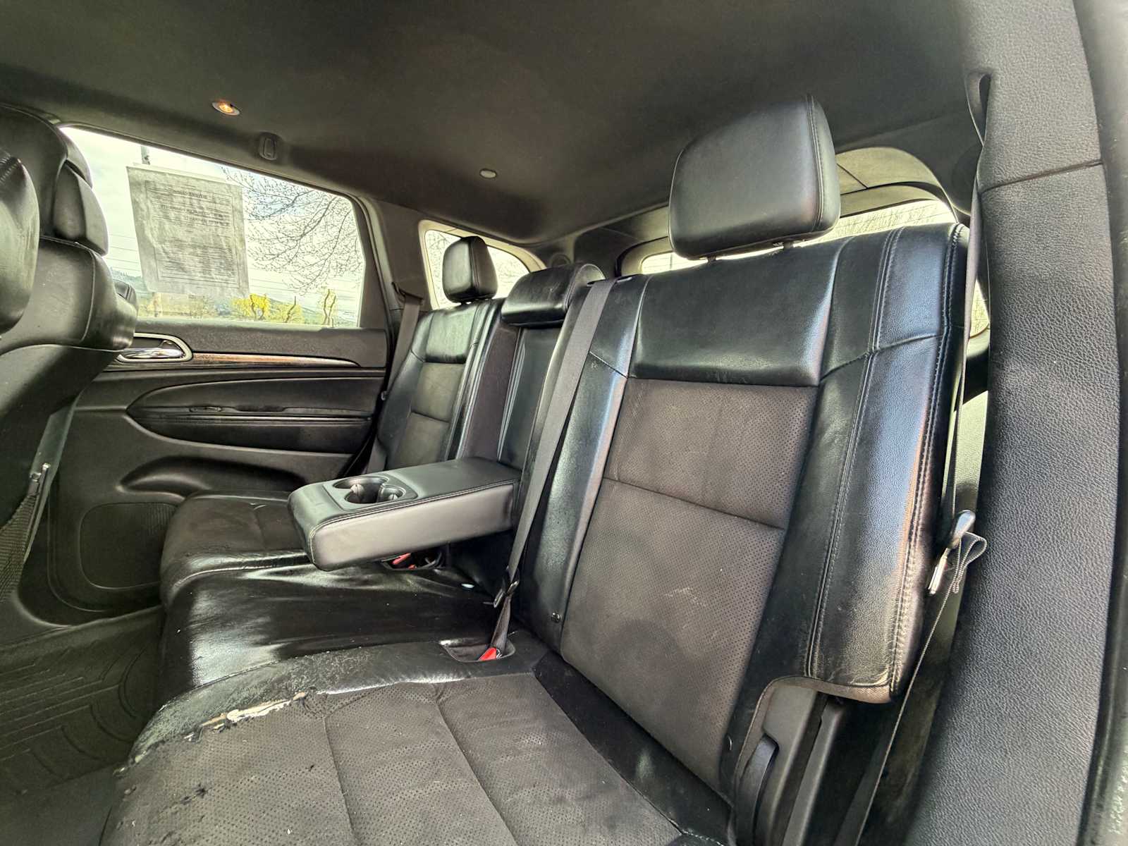 Thumbnail: 2021 Jeep Grand Cherokee - 28