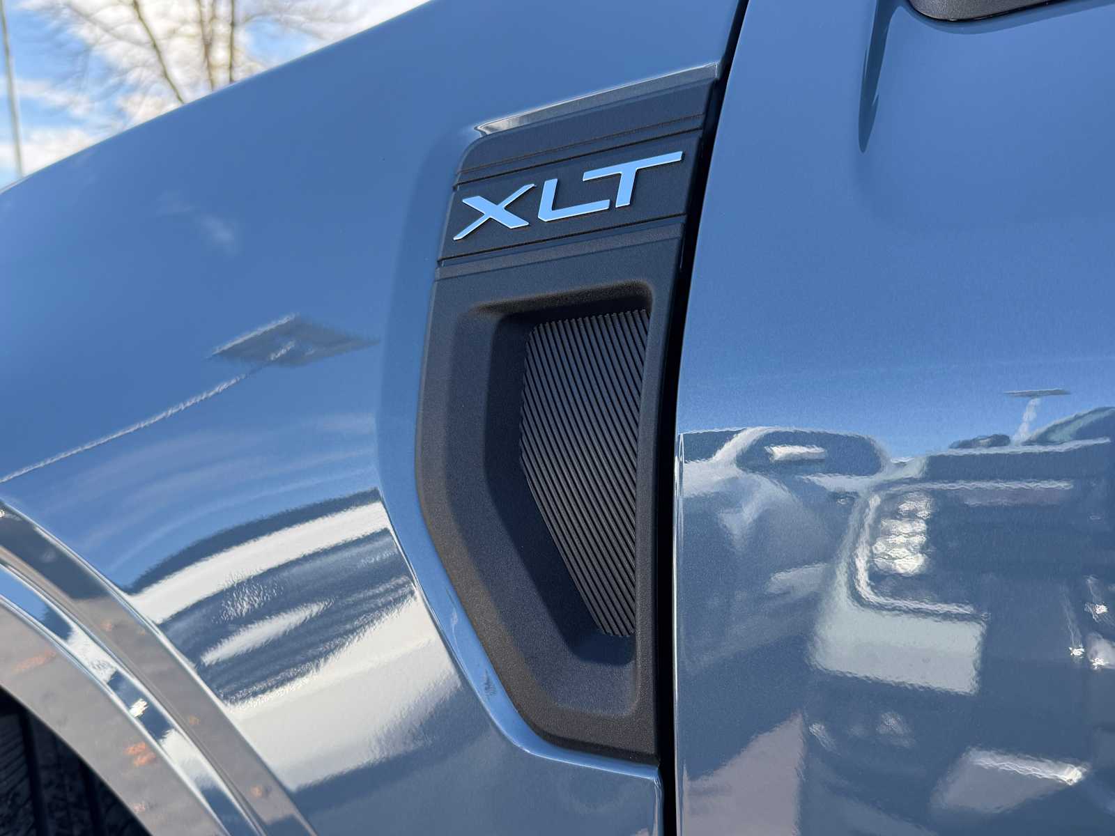 Thumbnail: 2025 Ford Maverick - 27