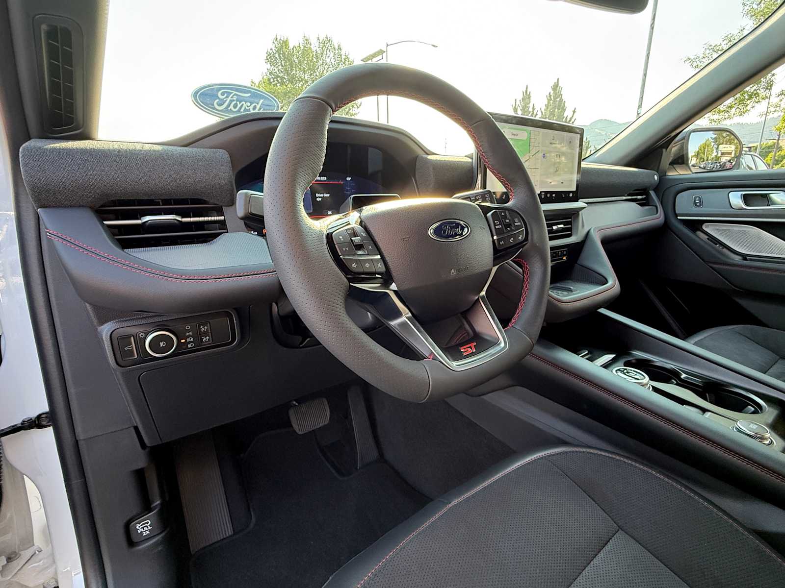 Thumbnail: 2025 Ford Explorer - 15