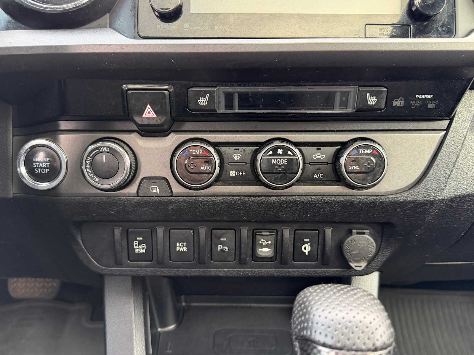 Thumbnail: 2017 Toyota Tacoma - 16