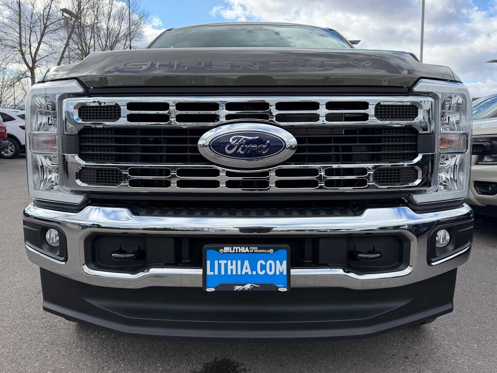 New 2026 Ford F-250 XLT Truck Crew Cab