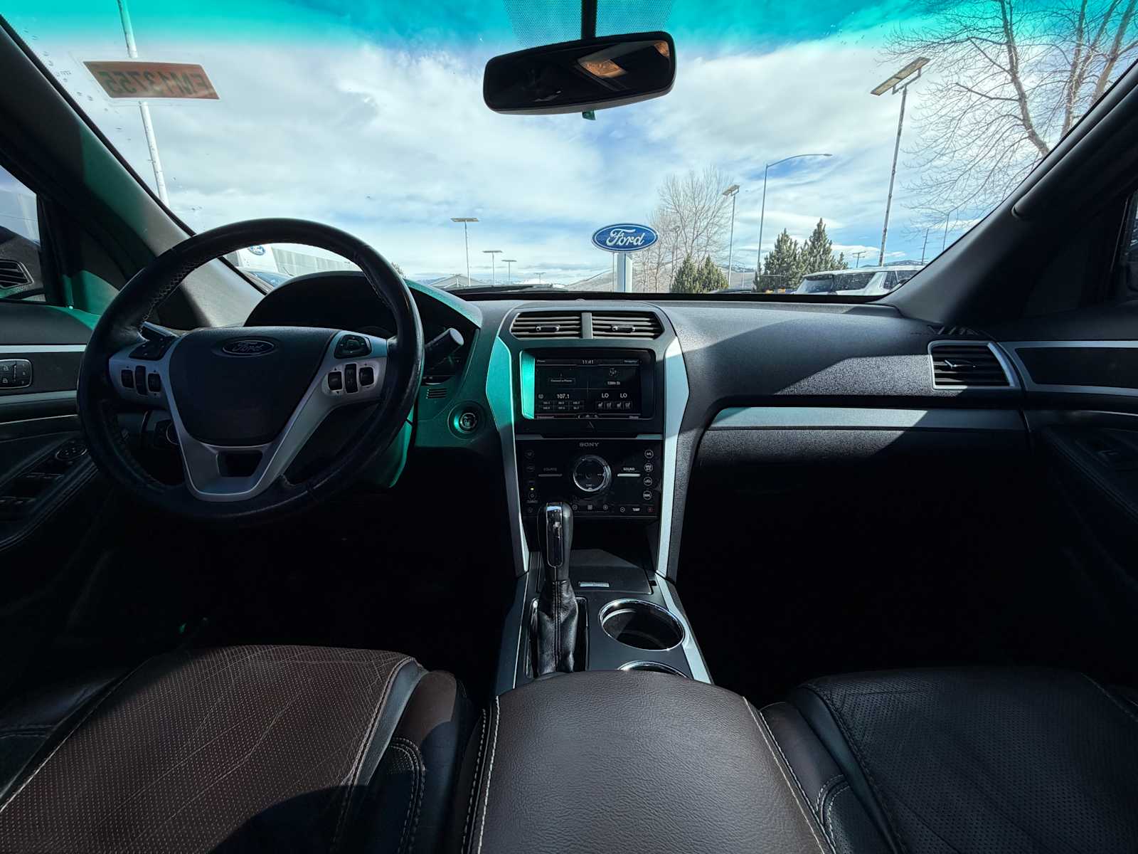 Thumbnail: 2014 Ford Explorer - 29