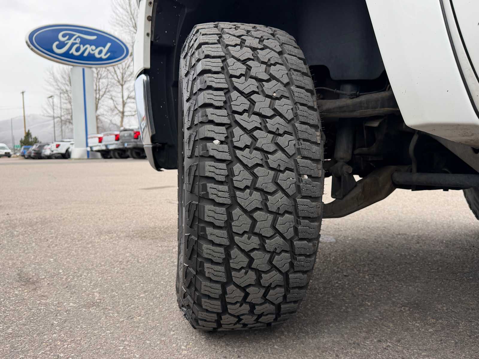 Thumbnail: 2009 GMC Sierra 2500 - 28