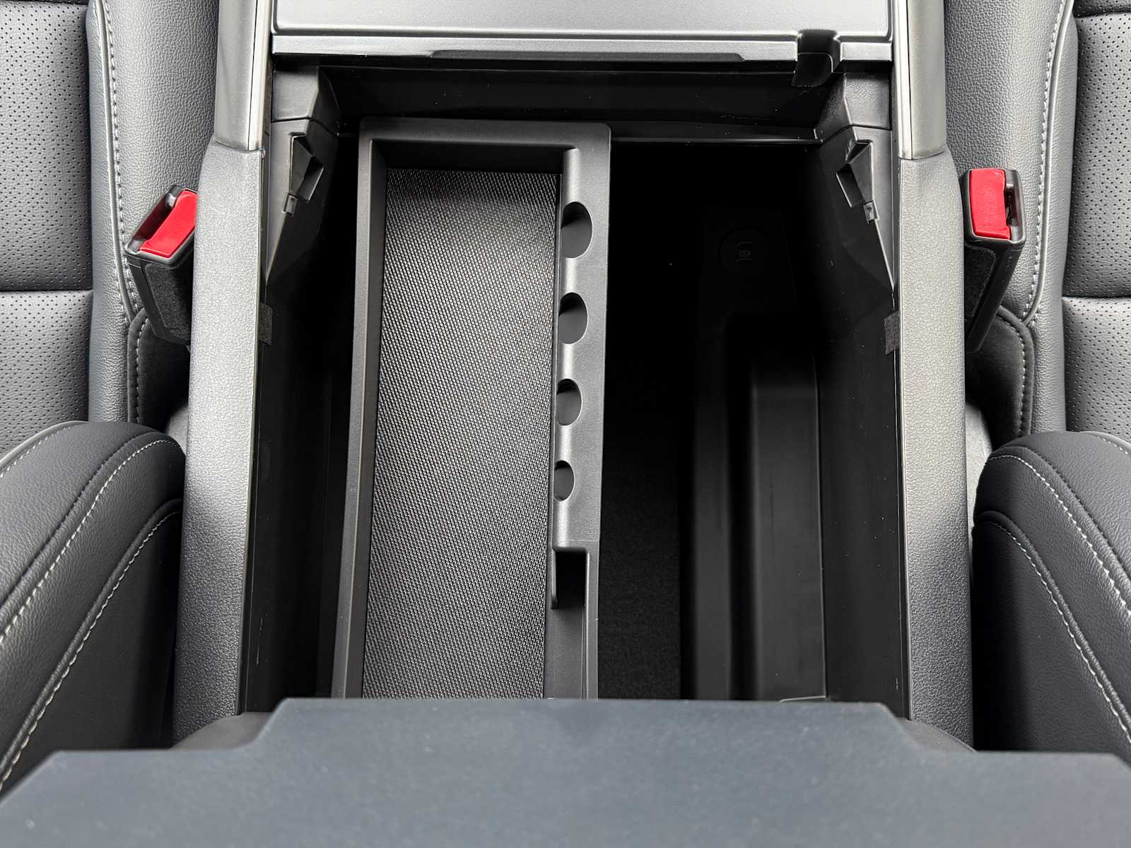 Thumbnail: 2025 Ford F-150 - 25