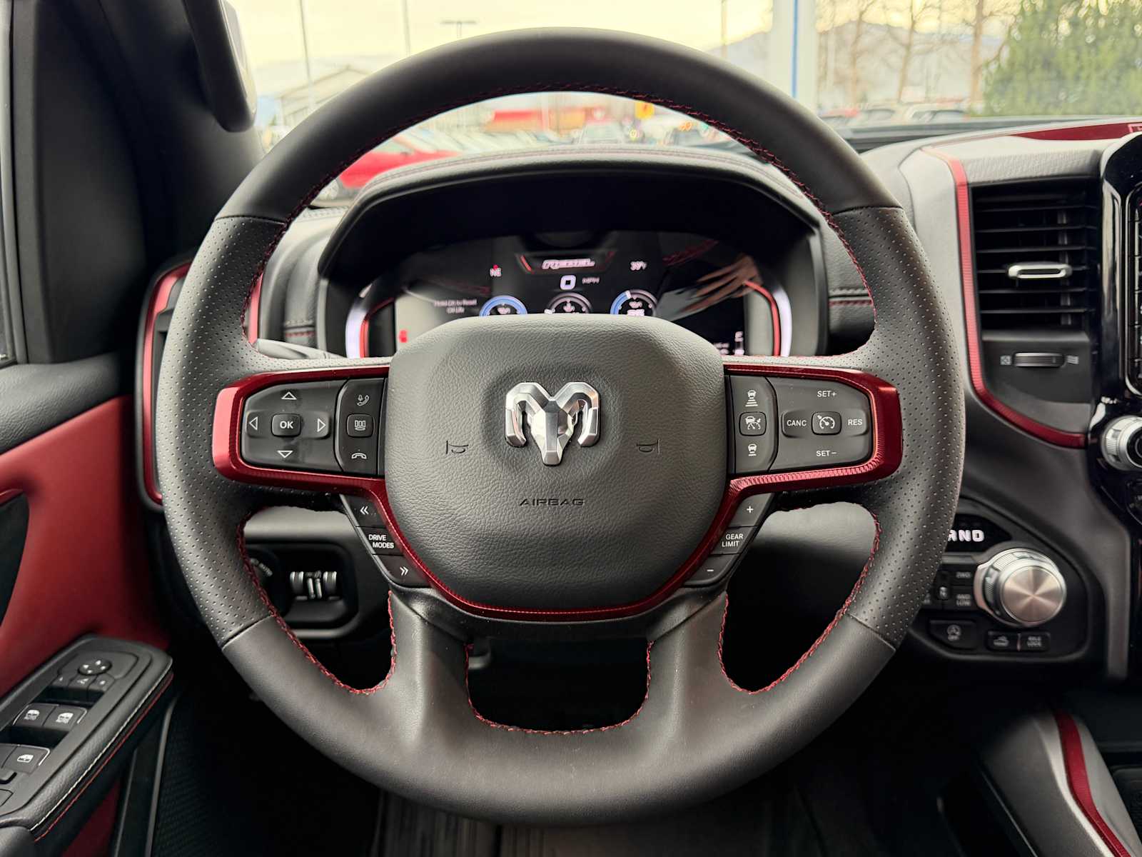 Thumbnail: 2025 RAM 1500 - 17