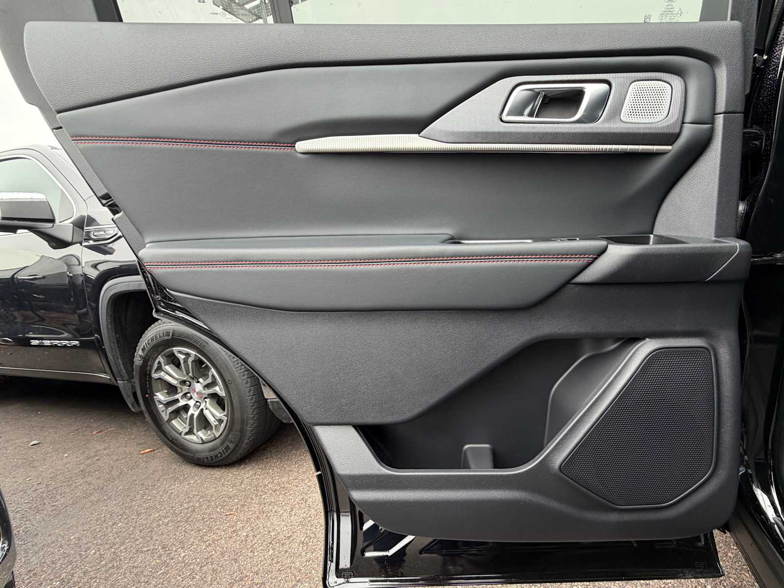 Thumbnail: 2026 Ford Explorer - 25