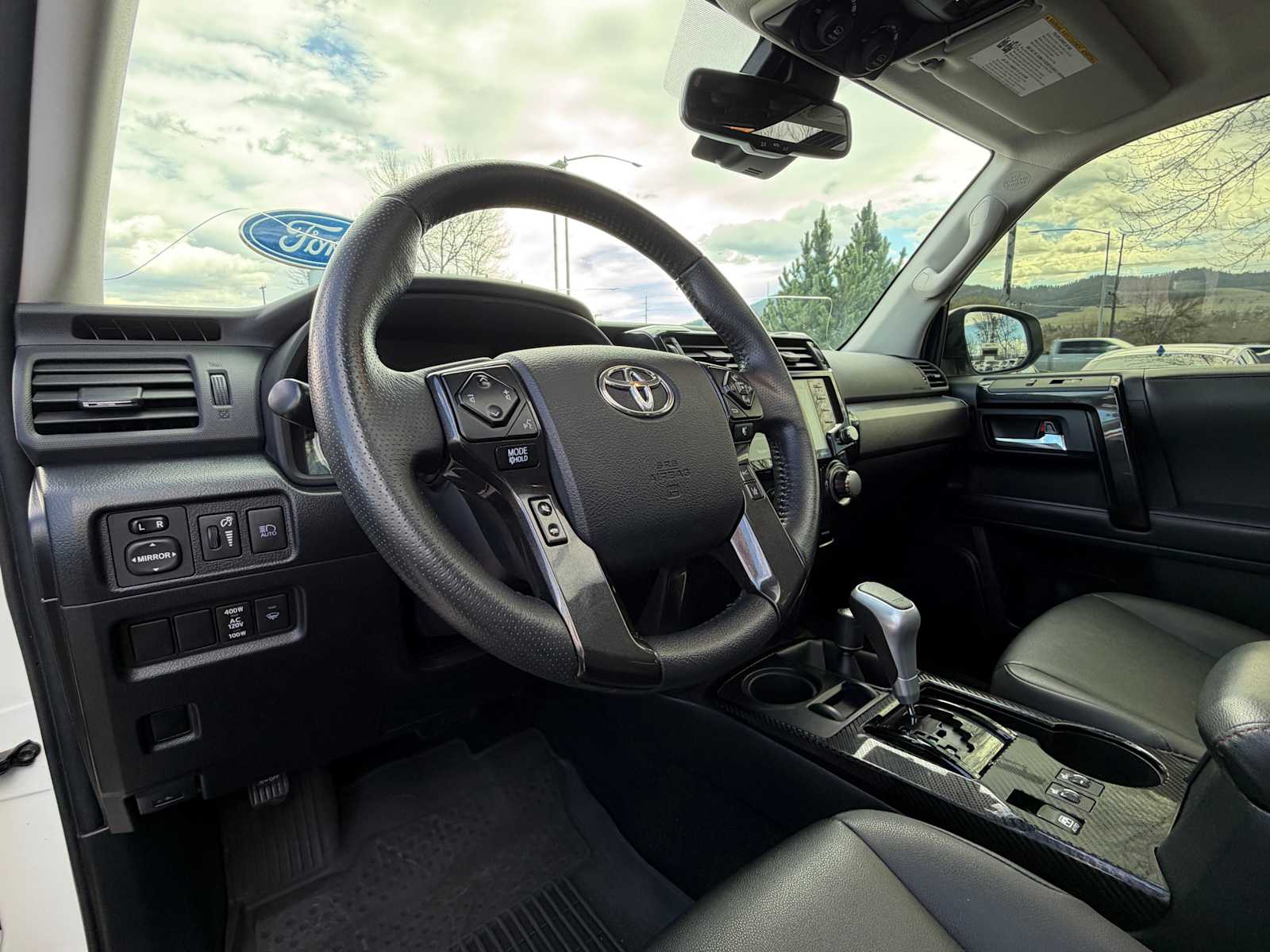 Thumbnail: 2022 Toyota 4Runner - 13