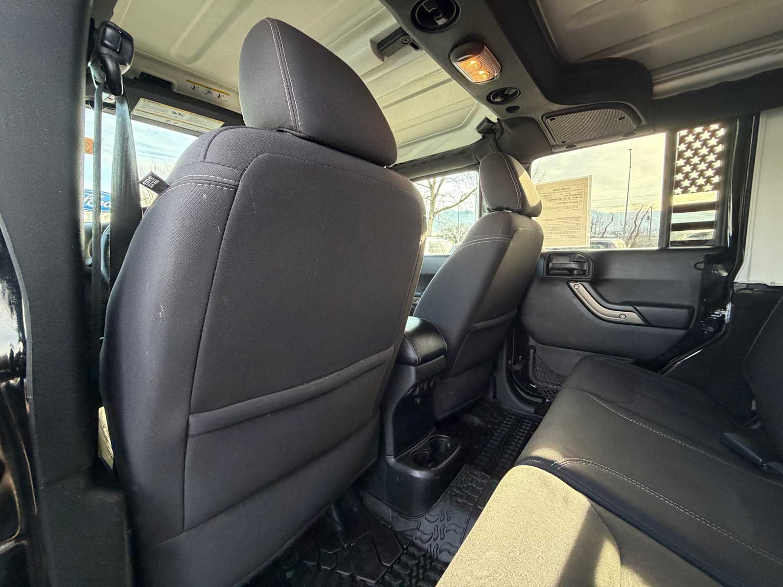 Thumbnail: 2018 Jeep Wrangler - 25