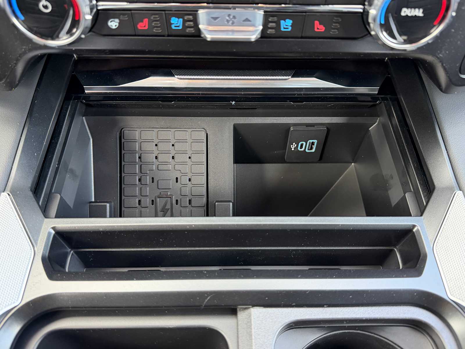 Thumbnail: 2026 Ford F-350 - 21