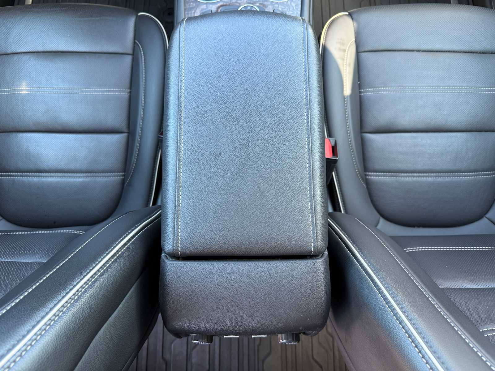 Thumbnail: 2021 GMC Acadia - 19