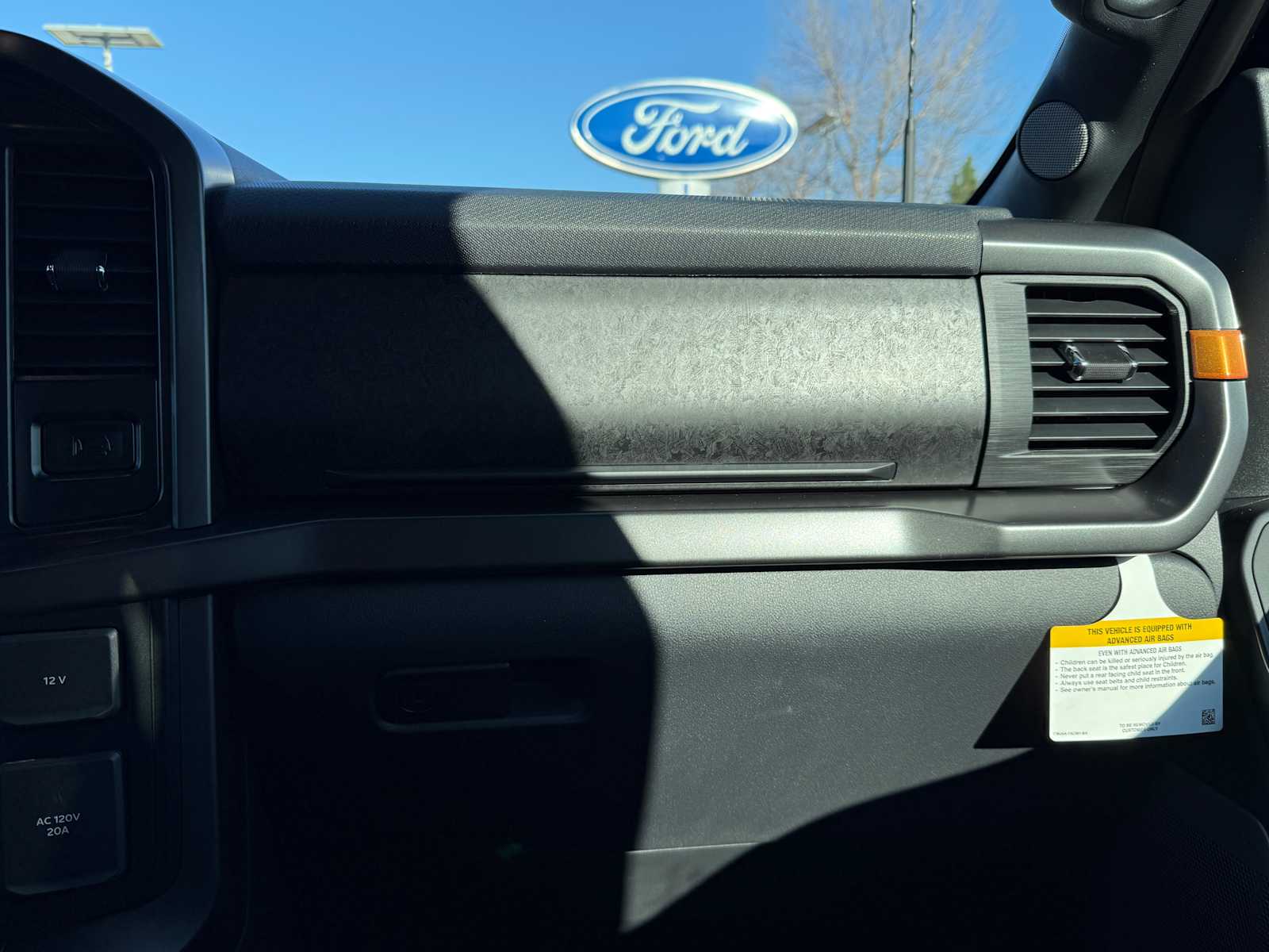 Thumbnail: 2025 Ford F-150 - 25