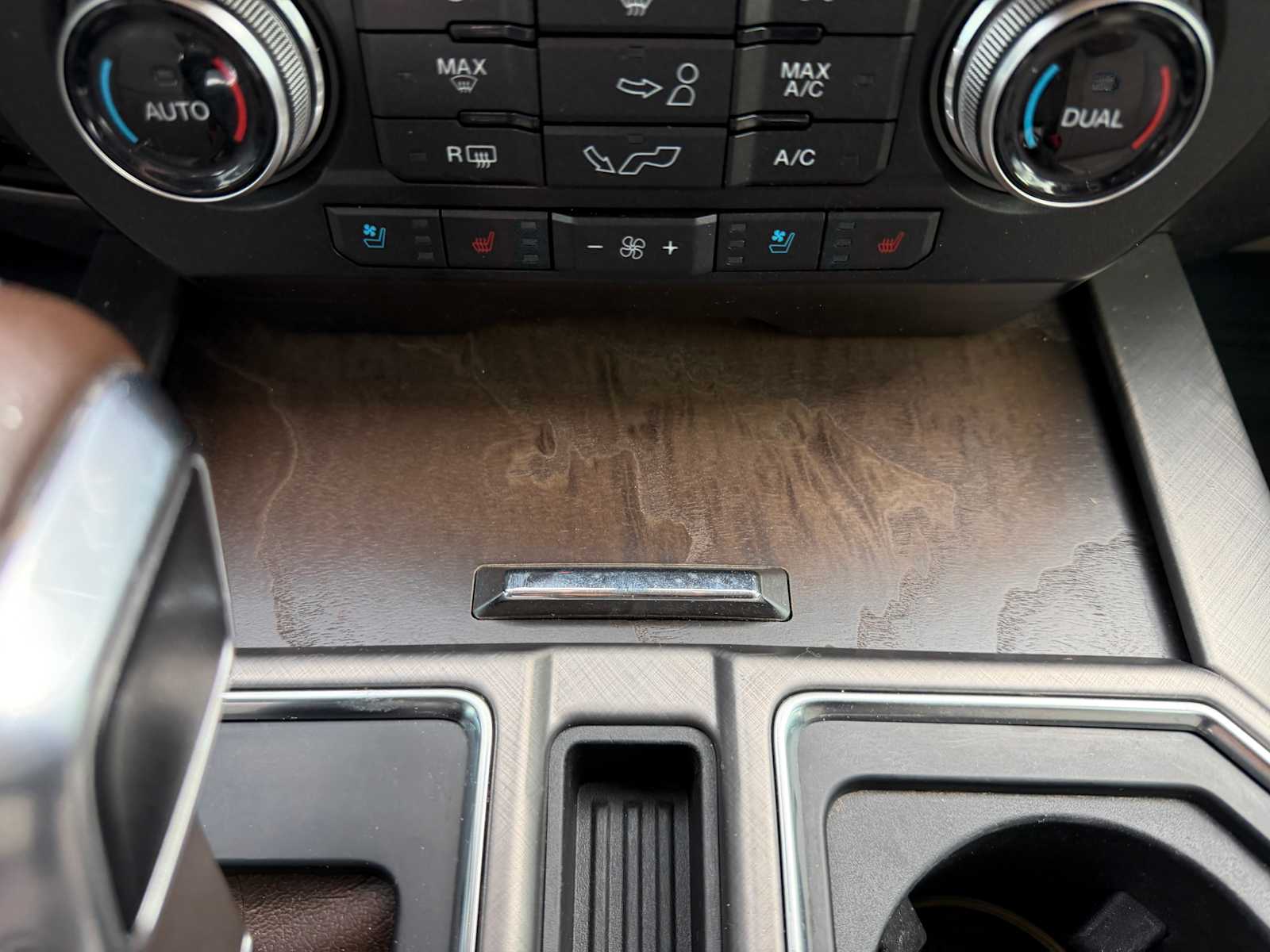 Thumbnail: 2019 Ford F-150 - 19