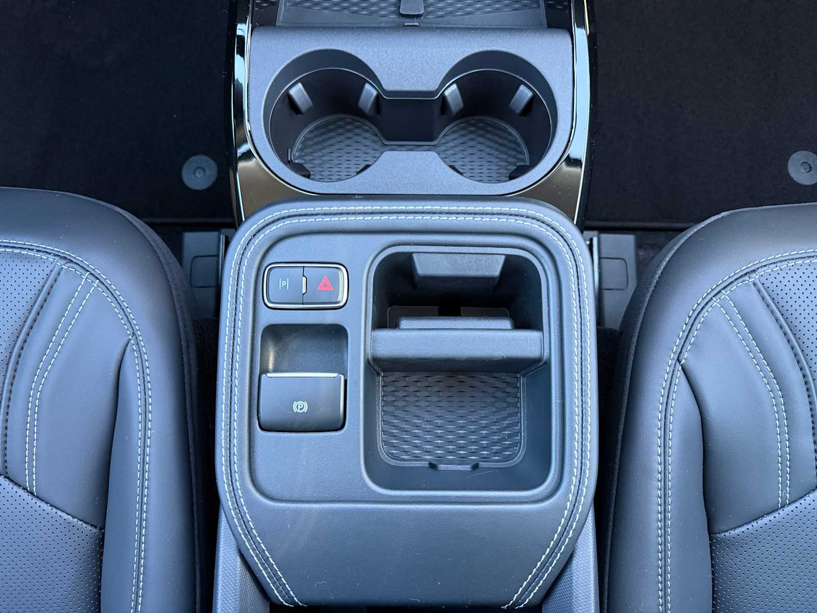 Thumbnail: 2025 Ford Mustang Mach-E - 18