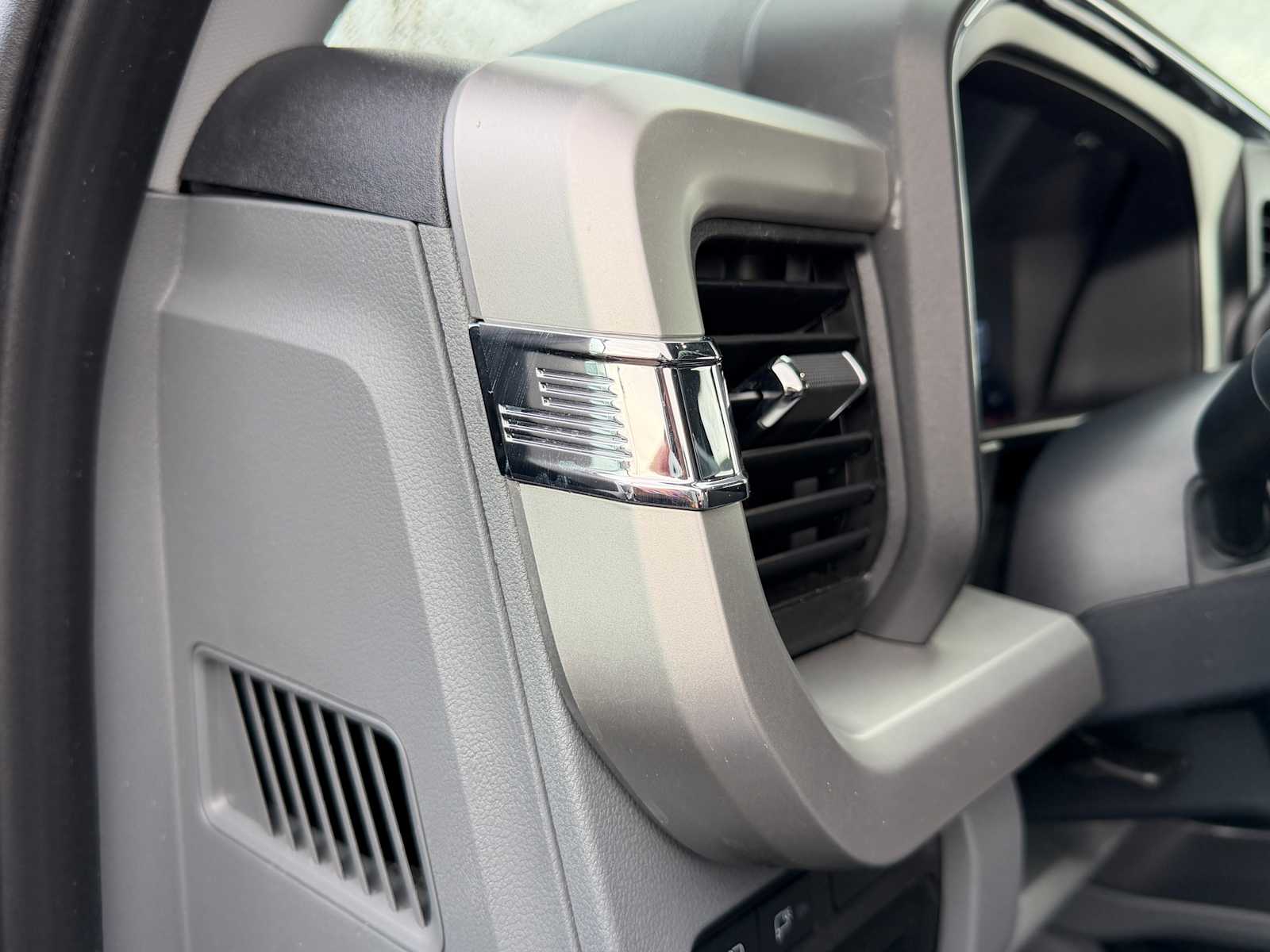 Thumbnail: 2024 Ford Econoline - 11