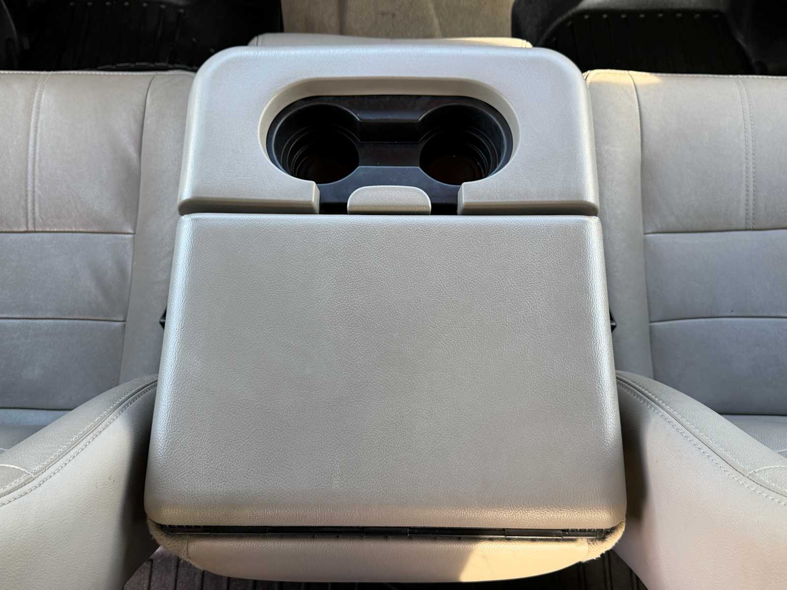 Thumbnail: 2008 Ford Econoline - 19