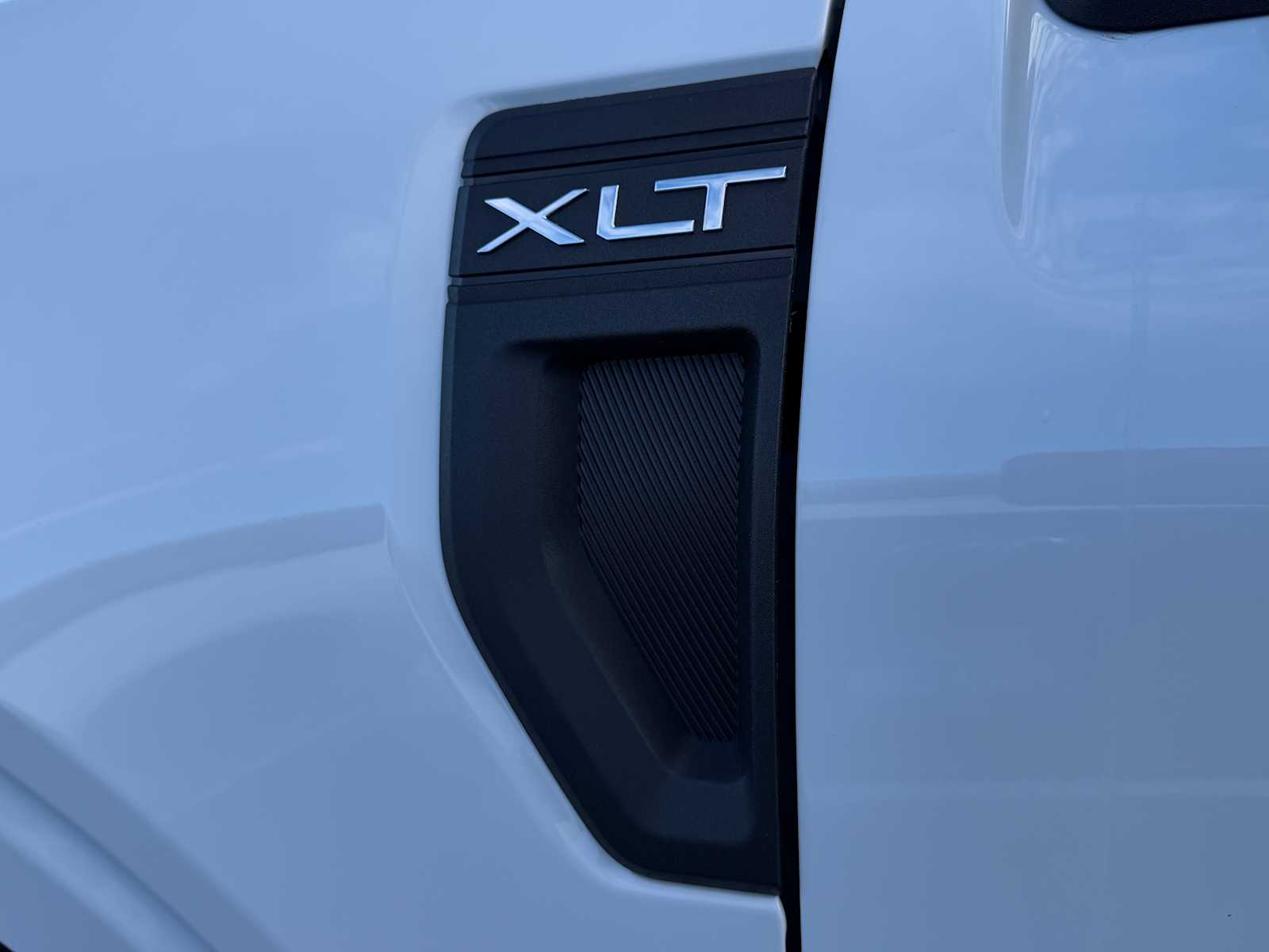 Thumbnail: 2025 Ford Maverick - 27