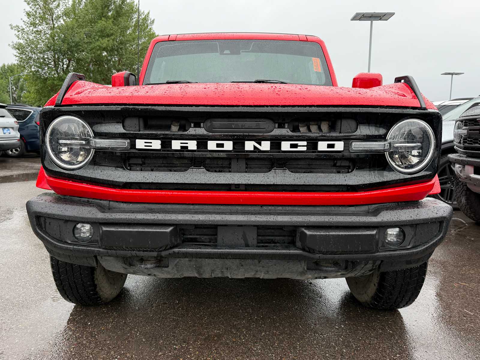 2023 Ford Bronco Outer Banks photo 2