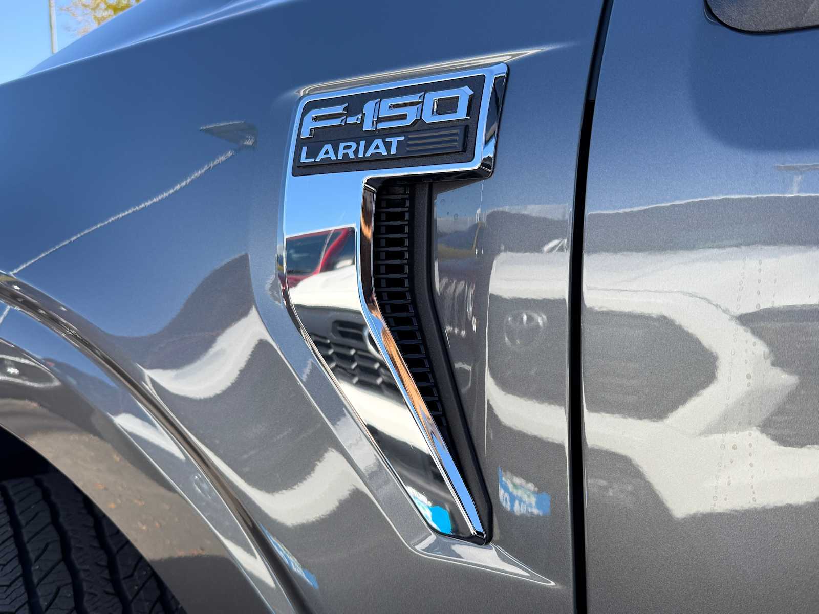 Thumbnail: 2025 Ford F-150 - 32