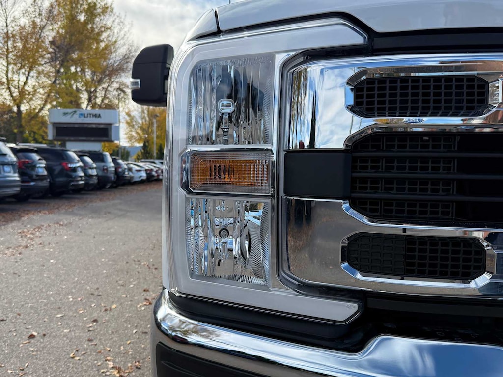 New 2026 Ford F-250 XLT Truck Crew Cab