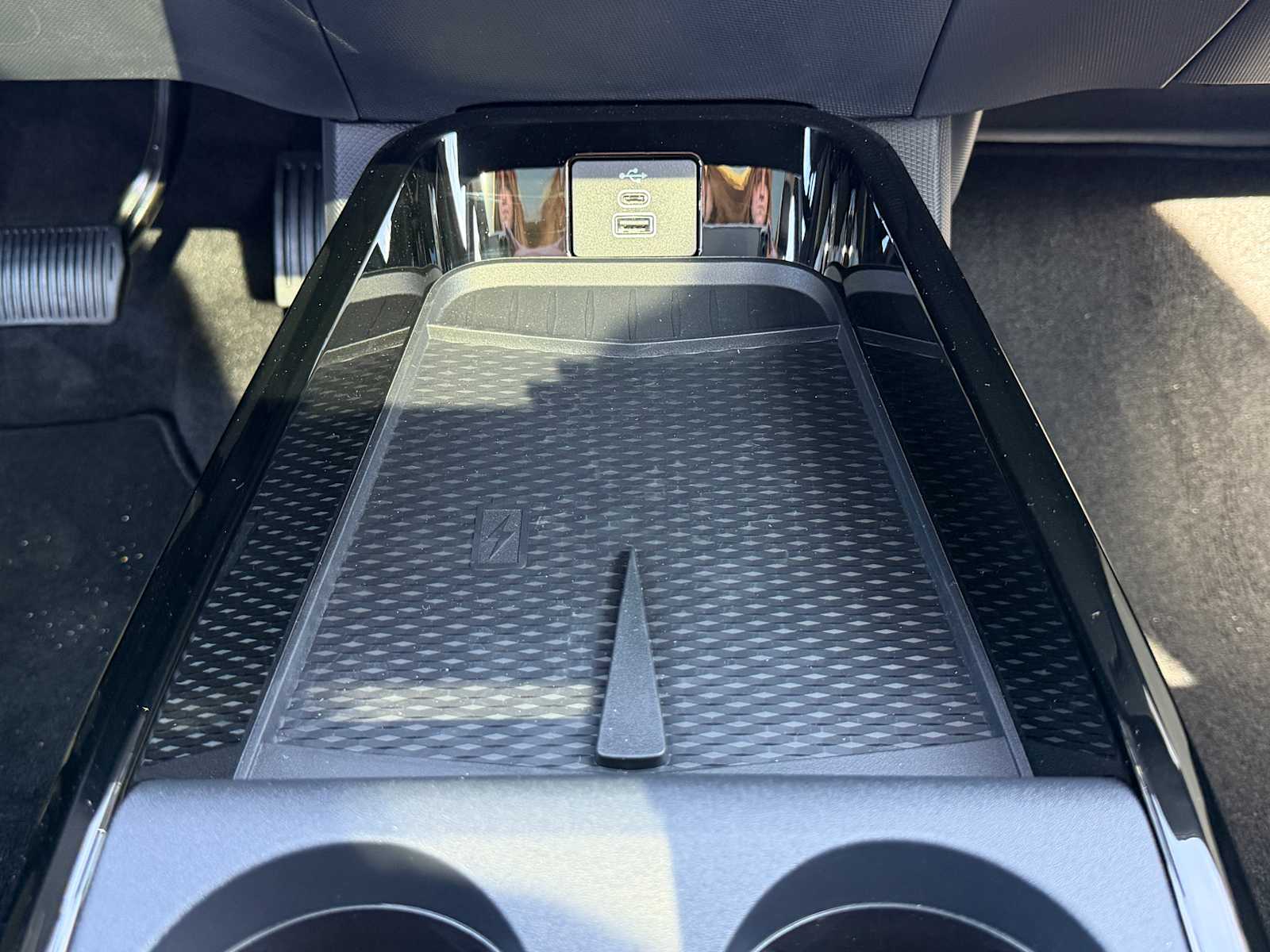 Thumbnail: 2026 Ford Mustang Mach-E - 17