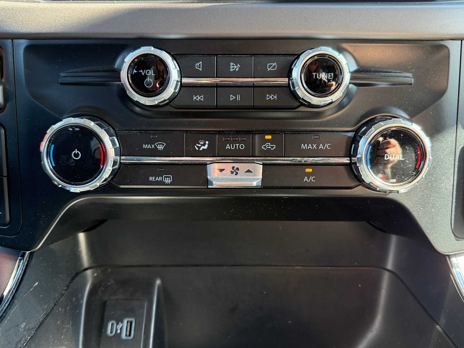 Thumbnail: 2024 Ford F-150 - 16