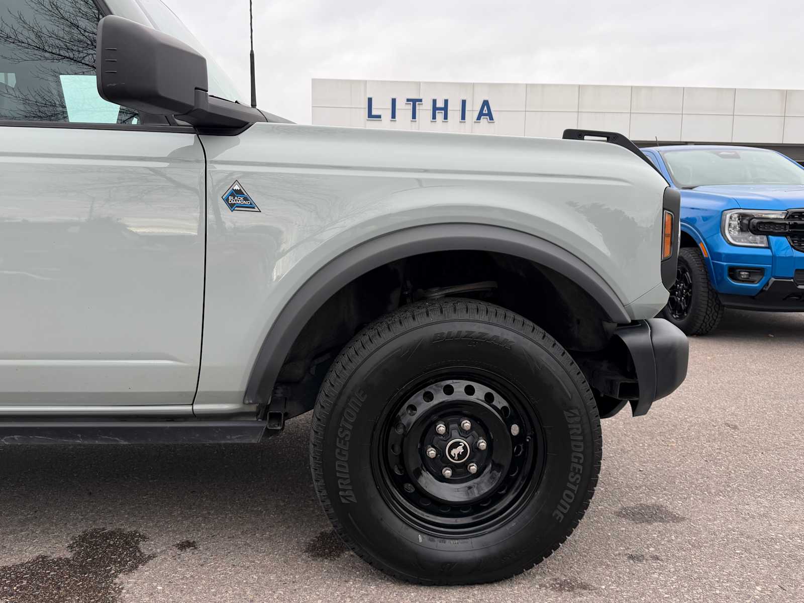 Thumbnail: 2022 Ford Bronco - 5