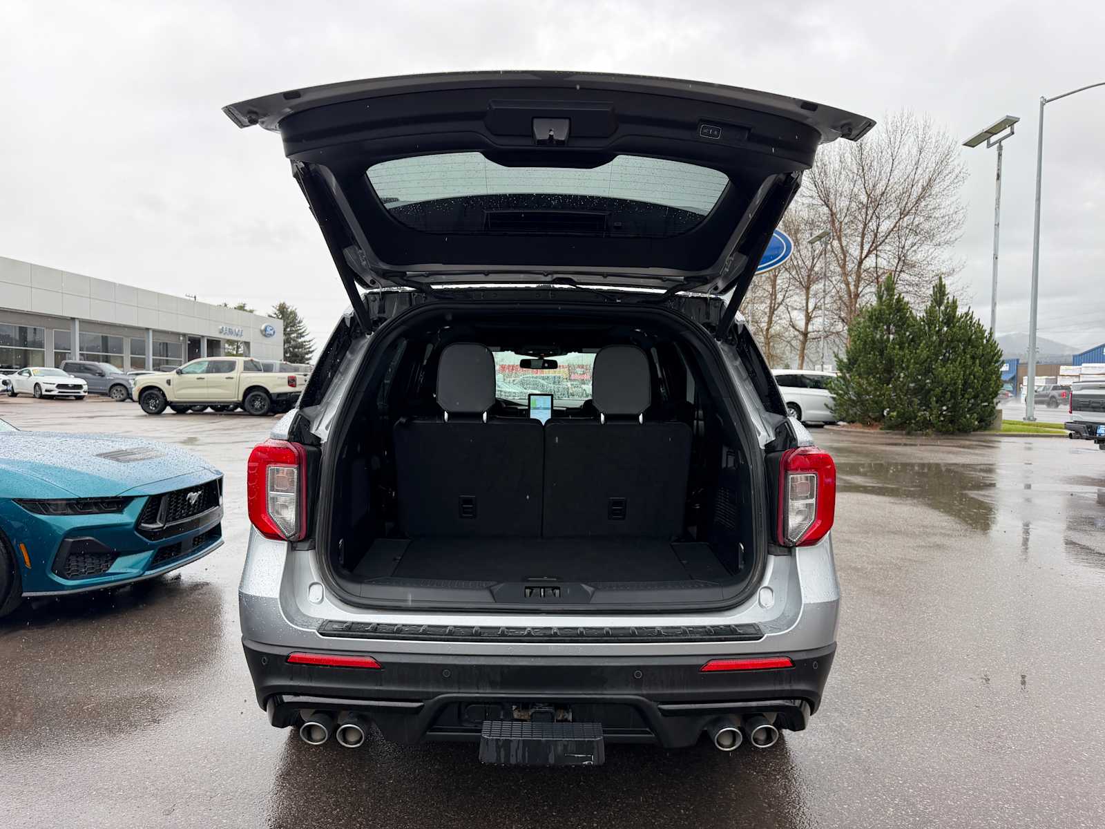 Thumbnail: 2023 Ford Explorer - 9