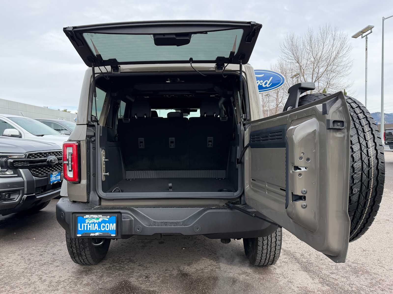 Thumbnail: 2025 Ford Bronco - 9