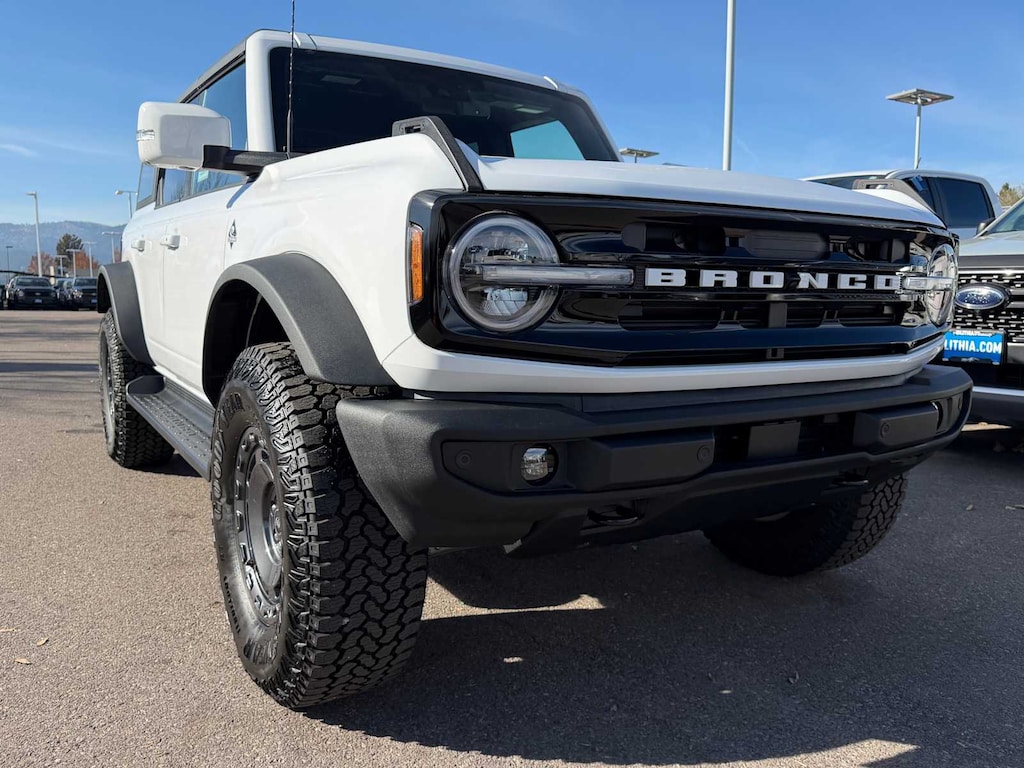 New 2025 Ford Bronco Outer Banks SUV