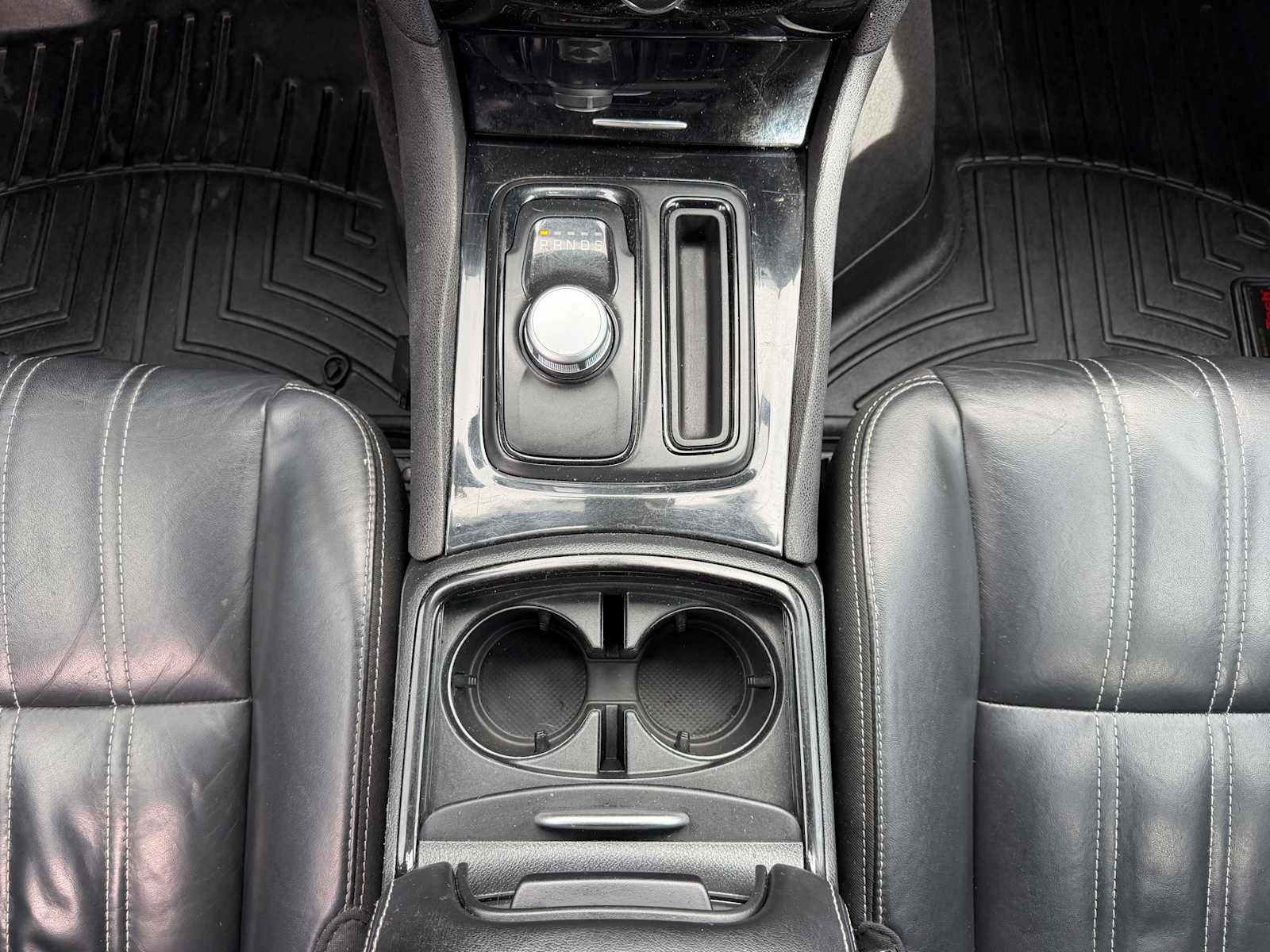 Thumbnail: 2018 Chrysler 300 - 21